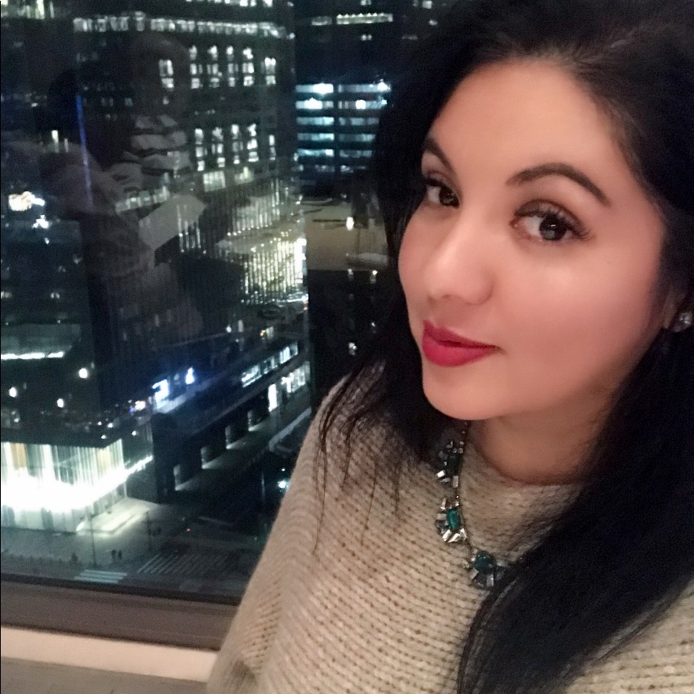 Meet your Posher, Lizzie